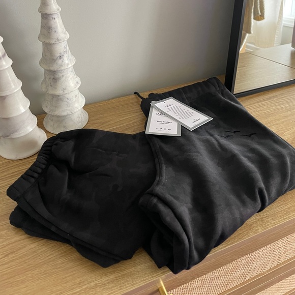 SOLD BNWT Lazy Pants Camo Sweats size Medium - Picture 5 of 10